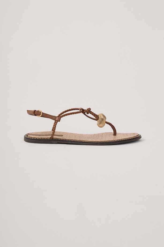Brown Shell Pendant Flat Sandal_1
