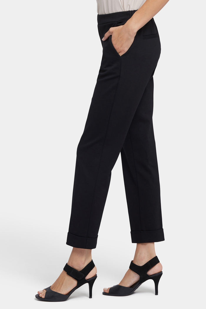 Cassidy Ankle Pull-On Trouser Pants In Petite - Black