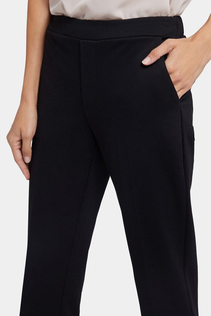 Cassidy Ankle Pull-On Trouser Pants In Petite - Black