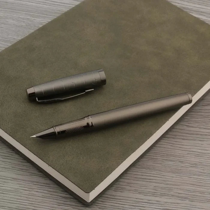 Noble Carve Fountain Pen - Original Kawaii Pen