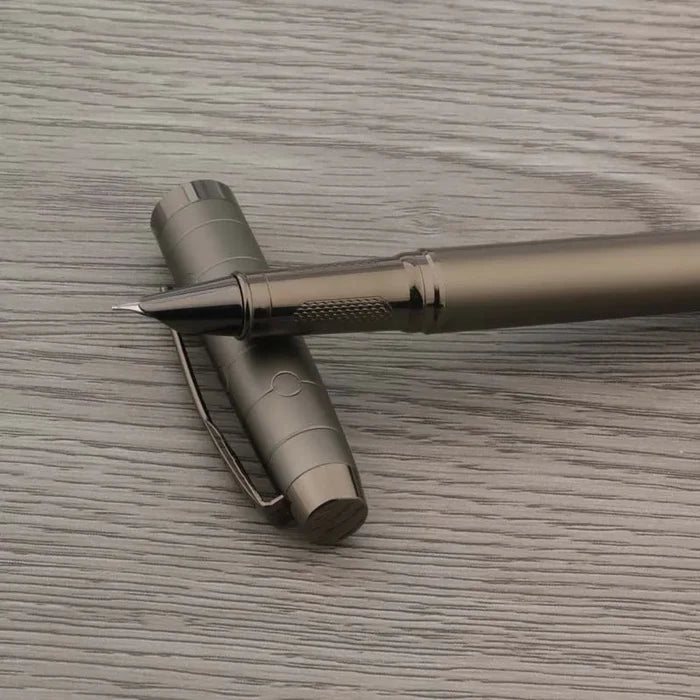 Noble Carve Fountain Pen - Original Kawaii Pen
