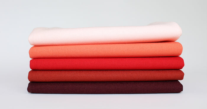 Red 5 Kona Cotton Fat Quarter Bundle - Sewfinity.com