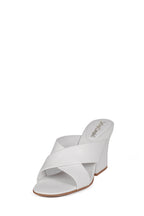 TETRA Jeffrey Campbell Heeled Sandal White
_hover