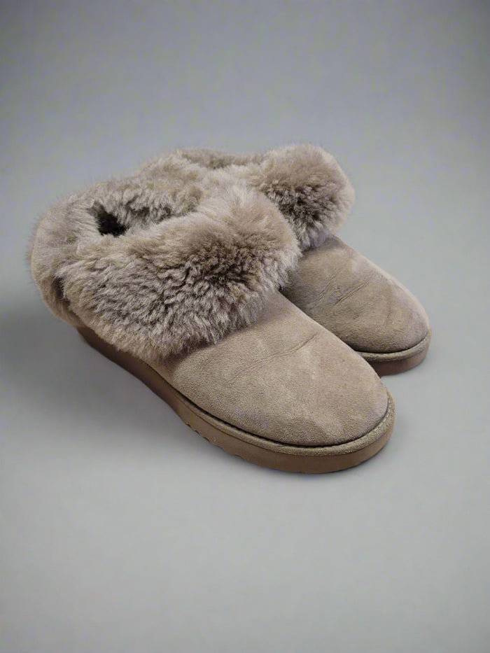 UGG Australia Classic Mini ankle boots in brown UK size 5