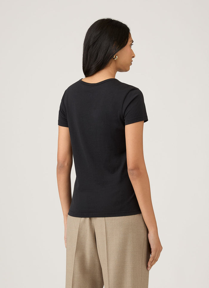 Women's Classic T-shirt in Black